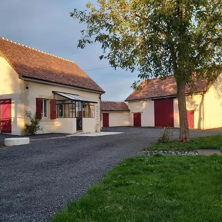 Holiday home Maison Renovee En Sologne Bourbonnaise, Animaux, Jardin, Terrasse, Clim, Wifi, Linge Et Draps Inclus - Fr-1-489-379